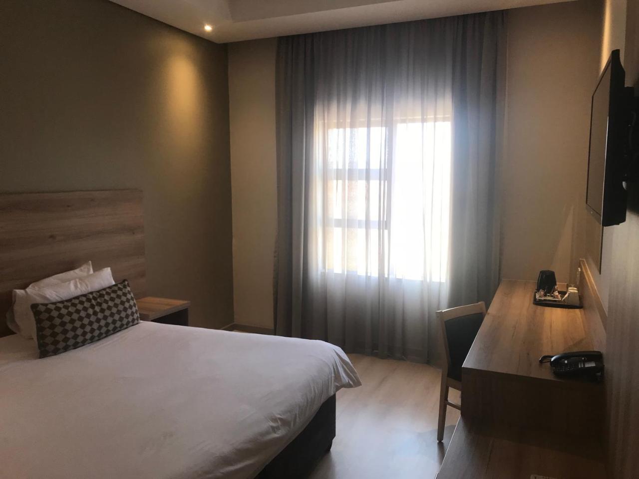 Regal Inn Hotel Midrand Kültér fotó