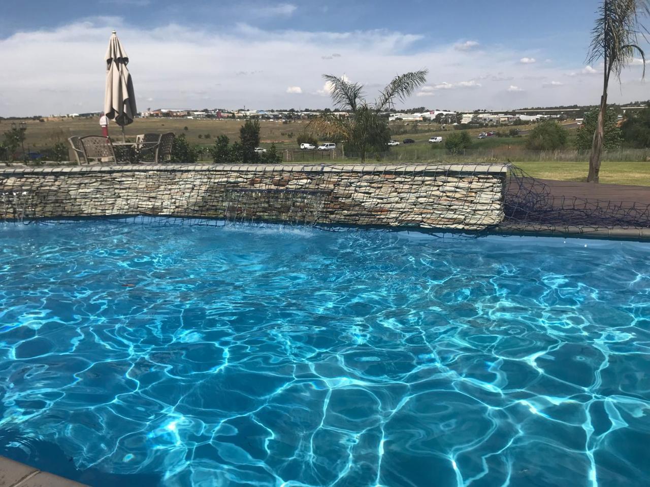 Regal Inn Hotel Midrand Kültér fotó
